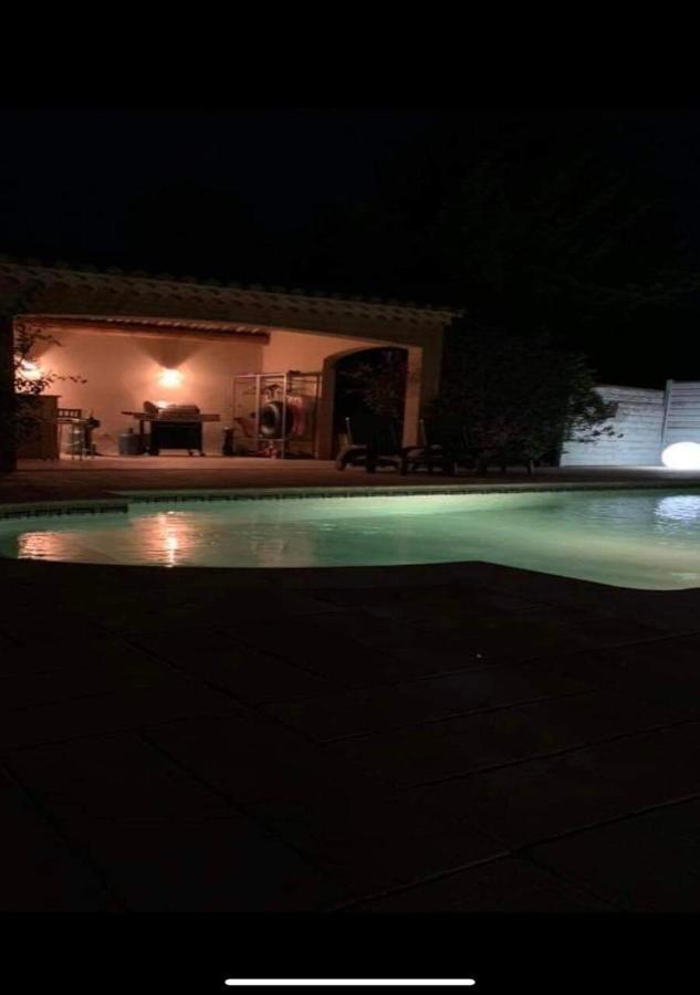 … Et La Fourmi Saumane-de-Vaucluse Exterior foto