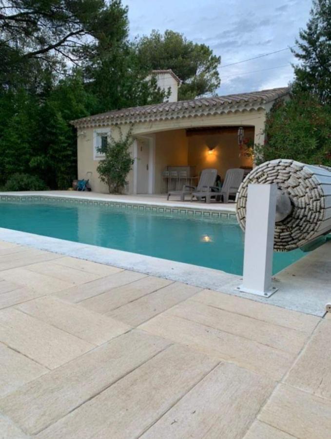 … Et La Fourmi Saumane-de-Vaucluse Exterior foto